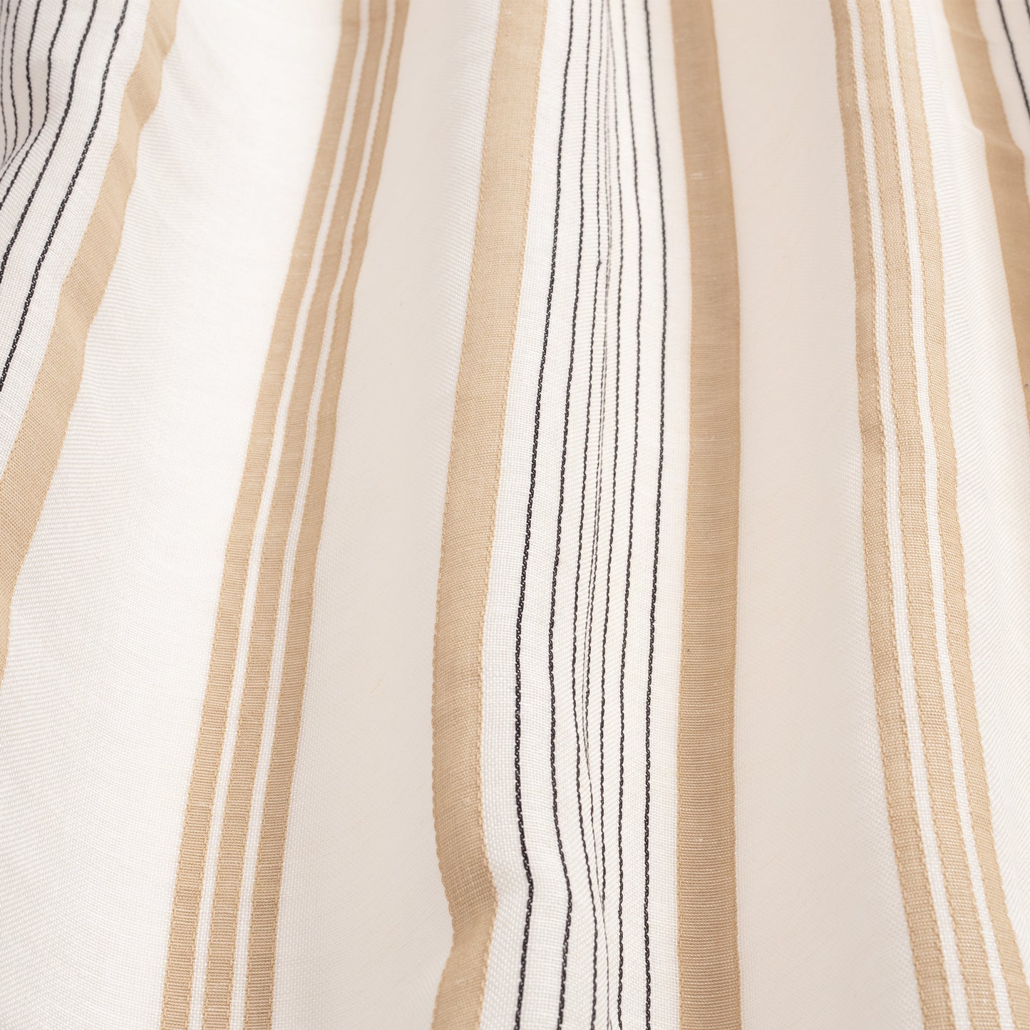 Högbo gardin Vit/naur/svart